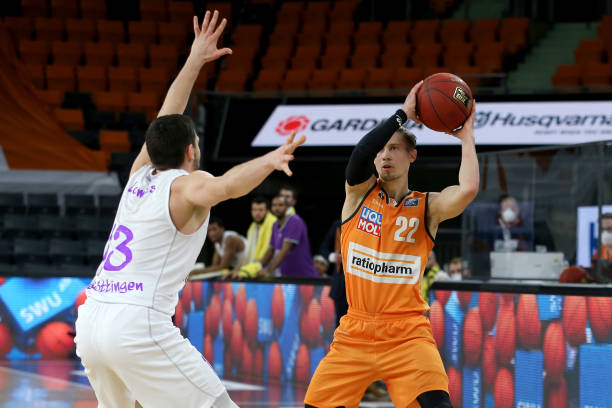 的年轻化路 的年轻化路