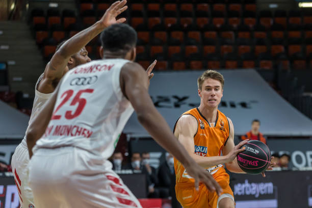 而是一个满 而是一个满