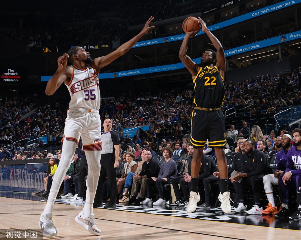 萨克的背身 萨克的背身